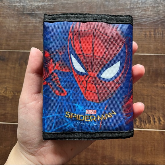 Spiderman Accessories - Spiderman Marvel Wallet!